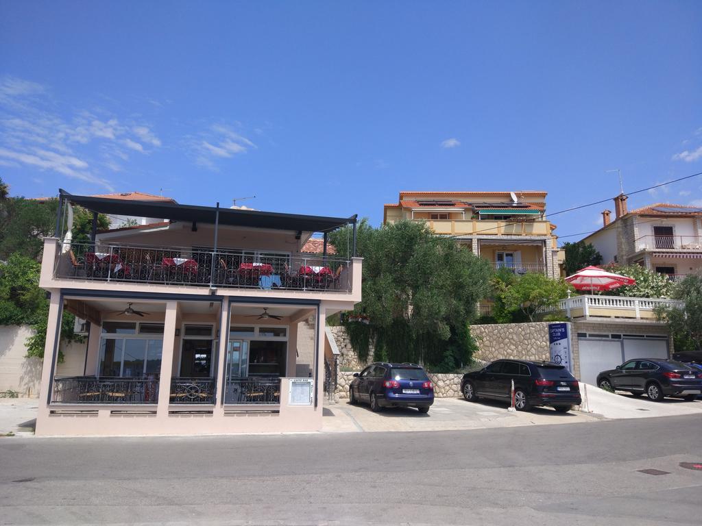 Banjol Captain'S Club מראה חיצוני תמונה
